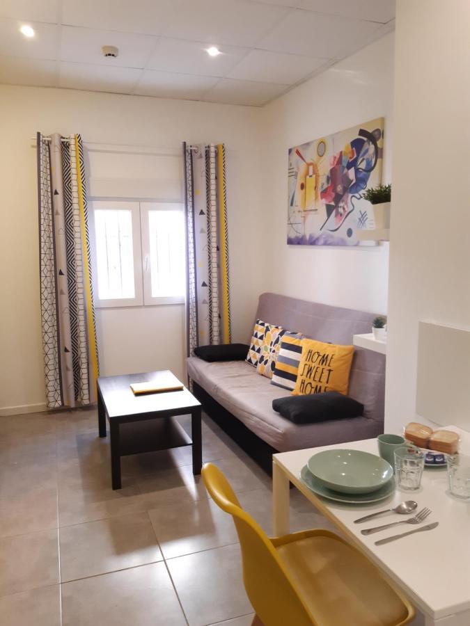 The Yellow Corner Apartment Аліканте Екстер'єр фото